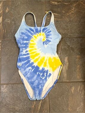 NWOT MICHAEL Michael Kors Light Blue & Yellow Tie-Dye One-Piece Swimsuit Size 8